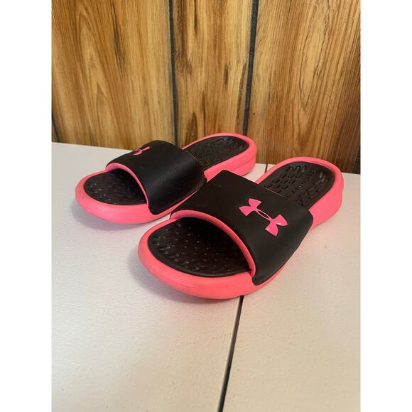 Under Armour Youth size 3 Y hot pink & black slip on flip‎ flop slide unisex - Picture 1 of 7
